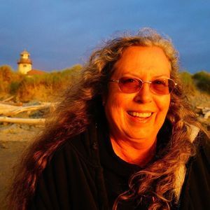 Meet your Posher, Connie